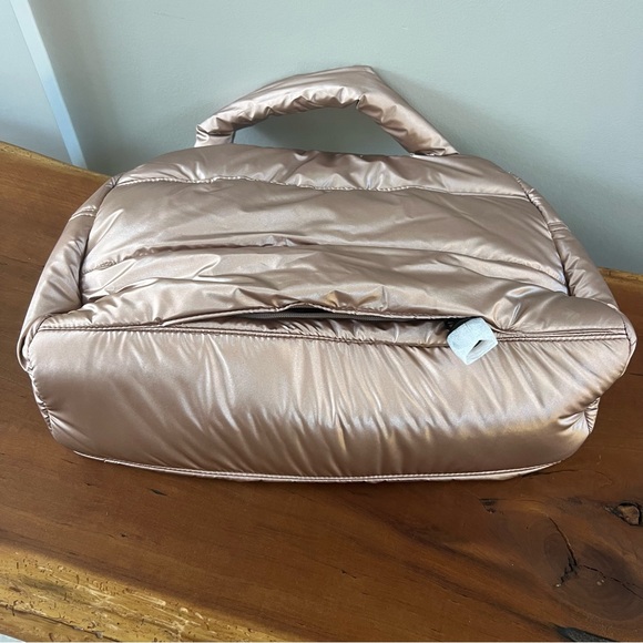Thacker Quinn Nylon Duffle Bag Rose Gold - Picture 5 of 12